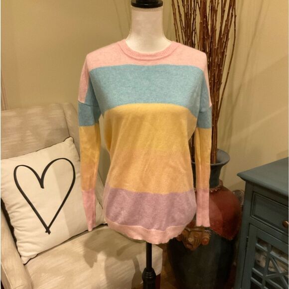 J.Crew Cashmere Blend Sweater 💗 - Picture 2 of 5